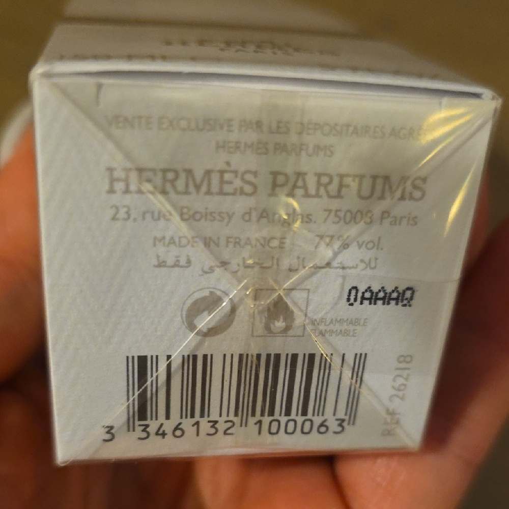 Hermes Voyage d'Hermès- Deodorant Natural Spray - 5 Fl Oz. NEW - Picture 4 of 4